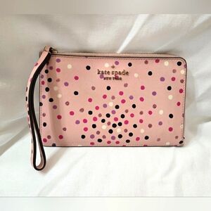 Kate Spade NY Chic Spring Pink/ Polka Dot Wristlet